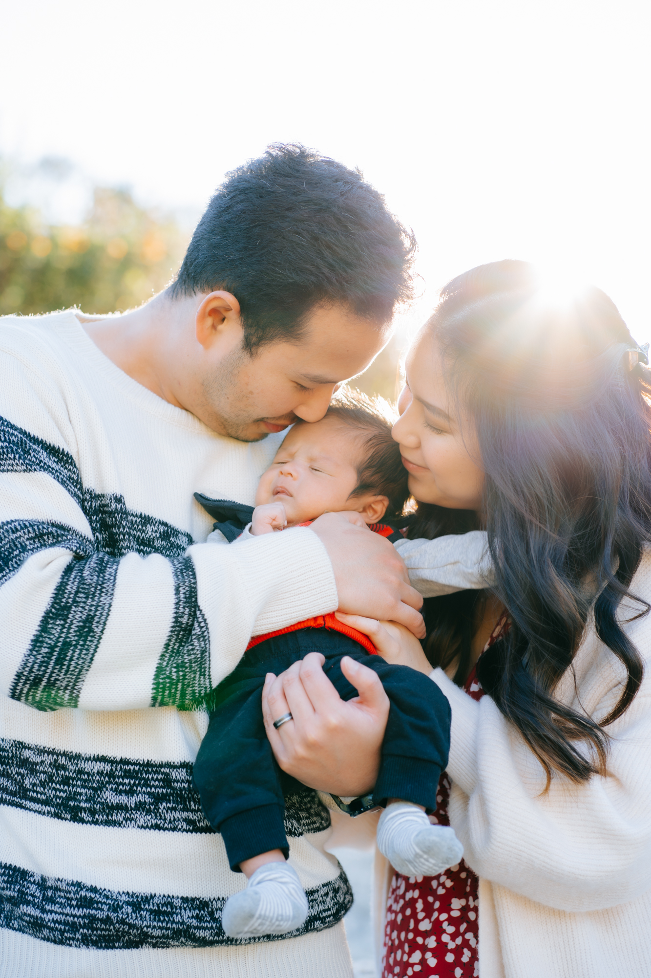 Outdoor family session with newborn in Malaga Cove, Palos Verdes, Los Angeles, California