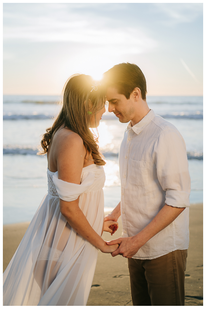 Maternity session in Manhattan Beach Pier, Los Angeles, California