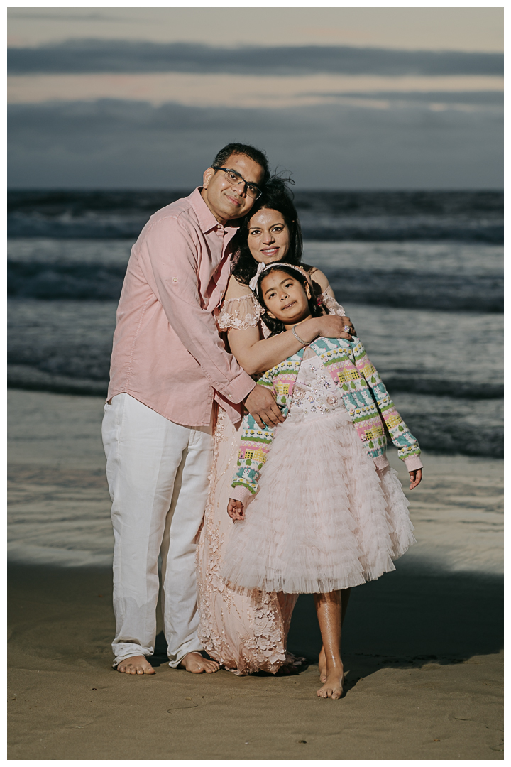 Family and Maternity Photos at Manhattan Beach, Los Angeles, California