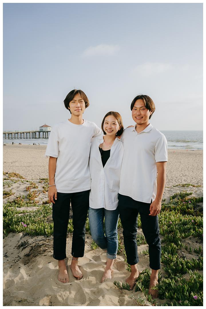 Family Photos at Manhattan Beah in Los Angeles, California