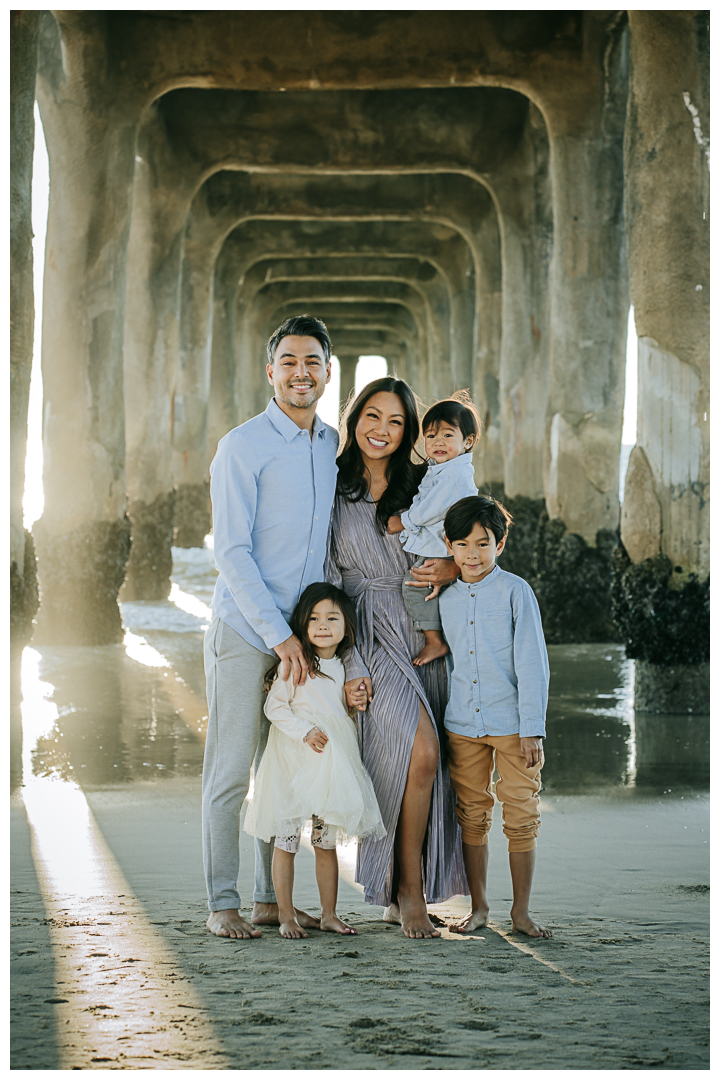 Family Photos at Manhattan Beach Pier in Manhattan Beach, Los Angeles, California