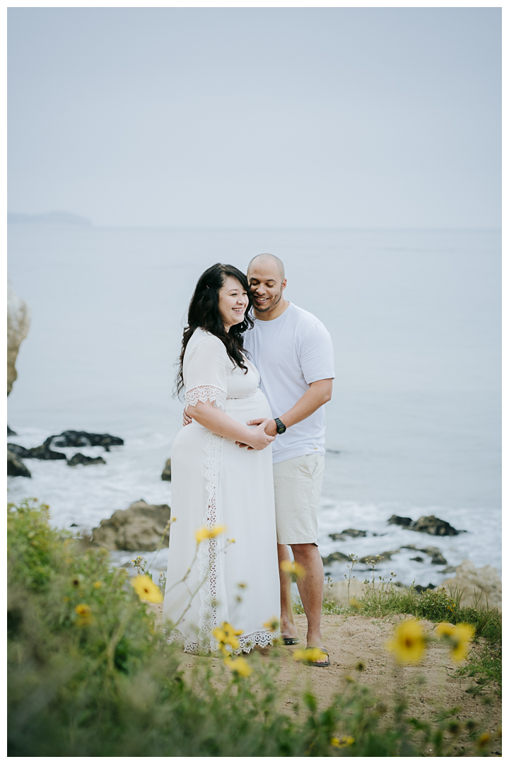 Maternity Photo session at El Matador State Beach in Malibu, Los Angeles, California