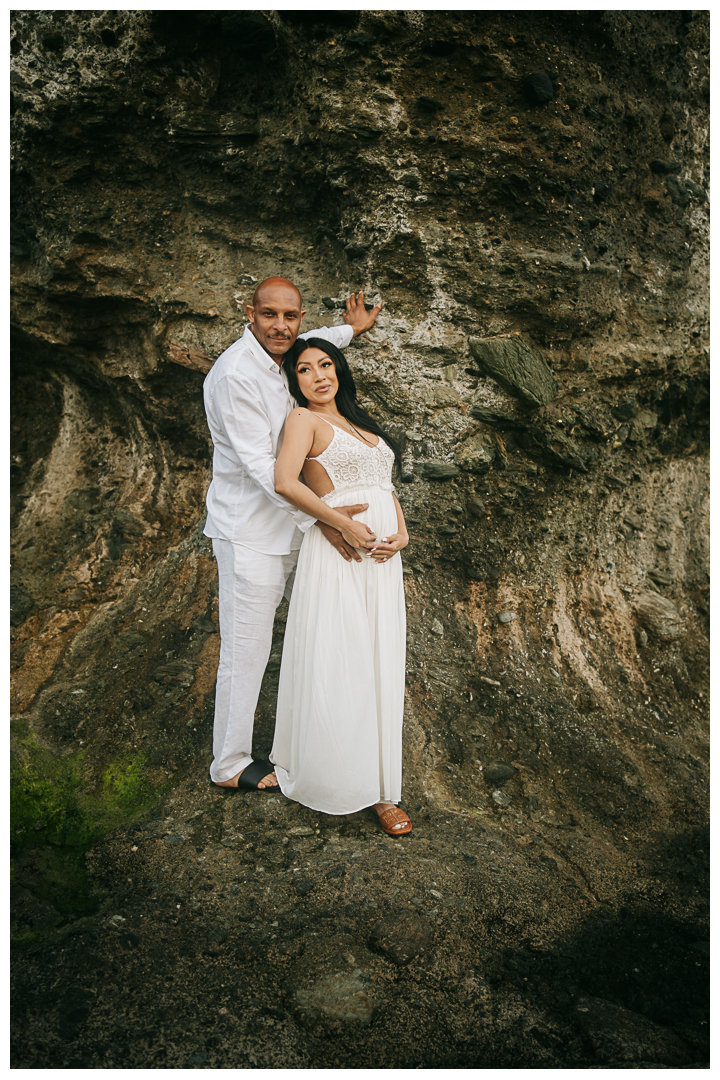 Maternity Photoshoot at Crescent Bay Beach, Laguna Beach, California