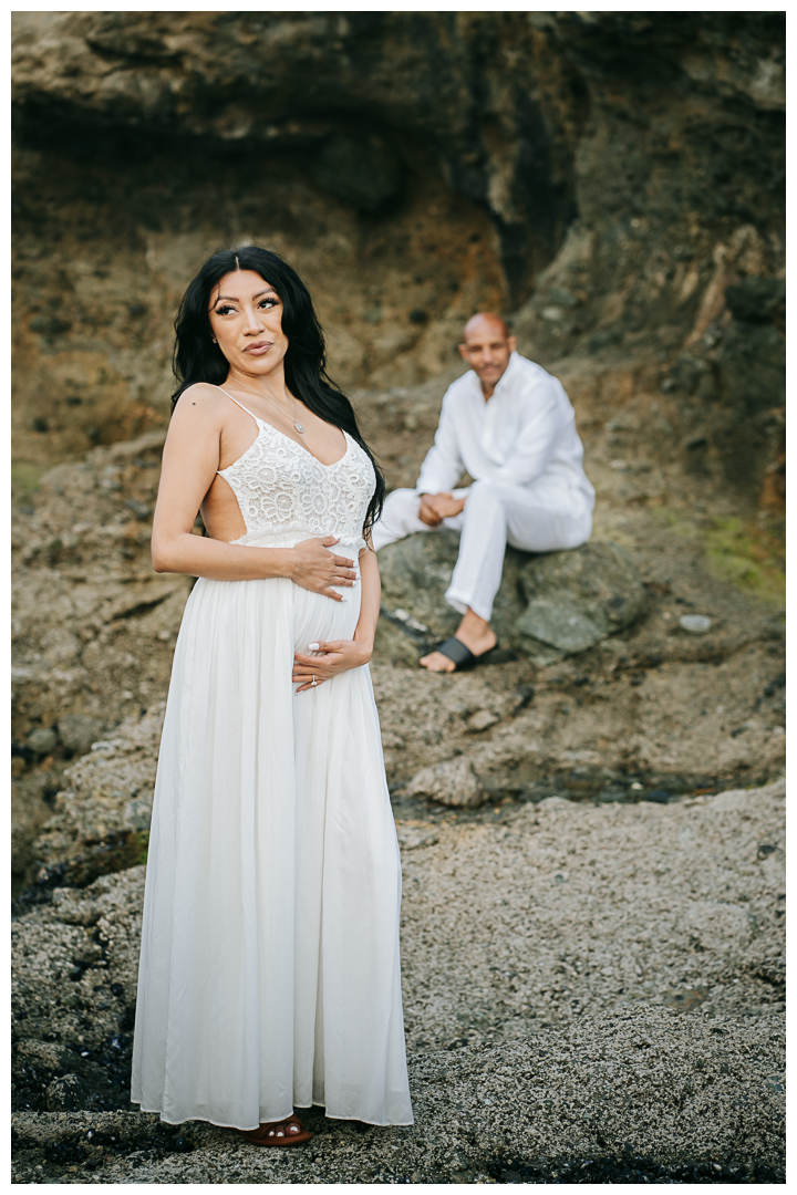 Maternity Photoshoot at Crescent Bay Beach, Laguna Beach, California