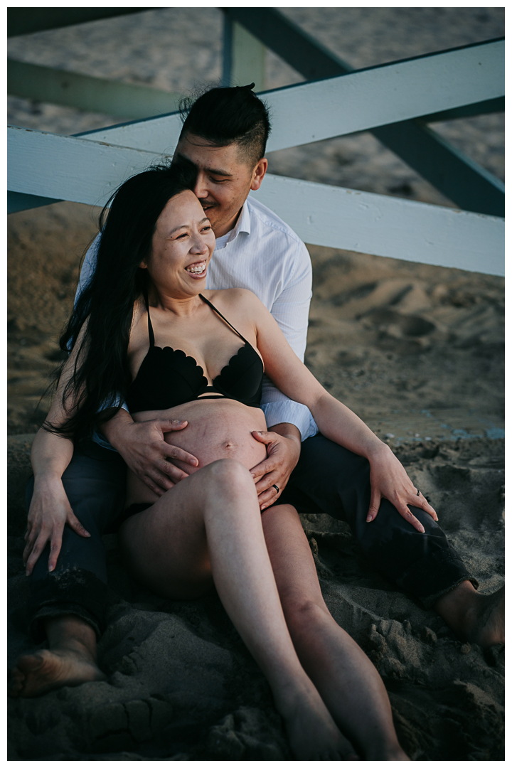 Maternity Photoshoot at Manhattan Beach in Los Angeles, California