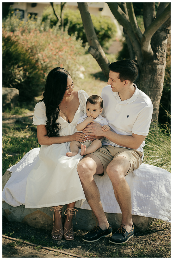 Family Photos with an infant in Palos Verdes, Los Angeles, California