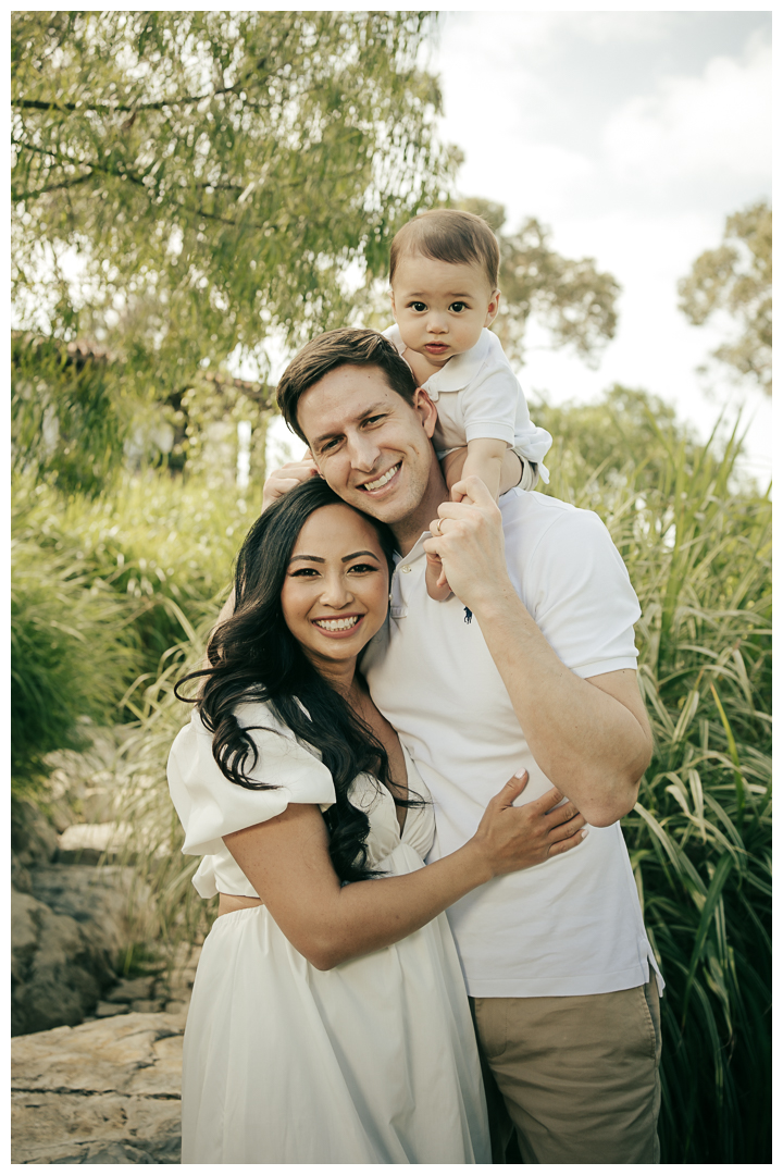 Family Photos with an infant in Palos Verdes, Los Angeles, California