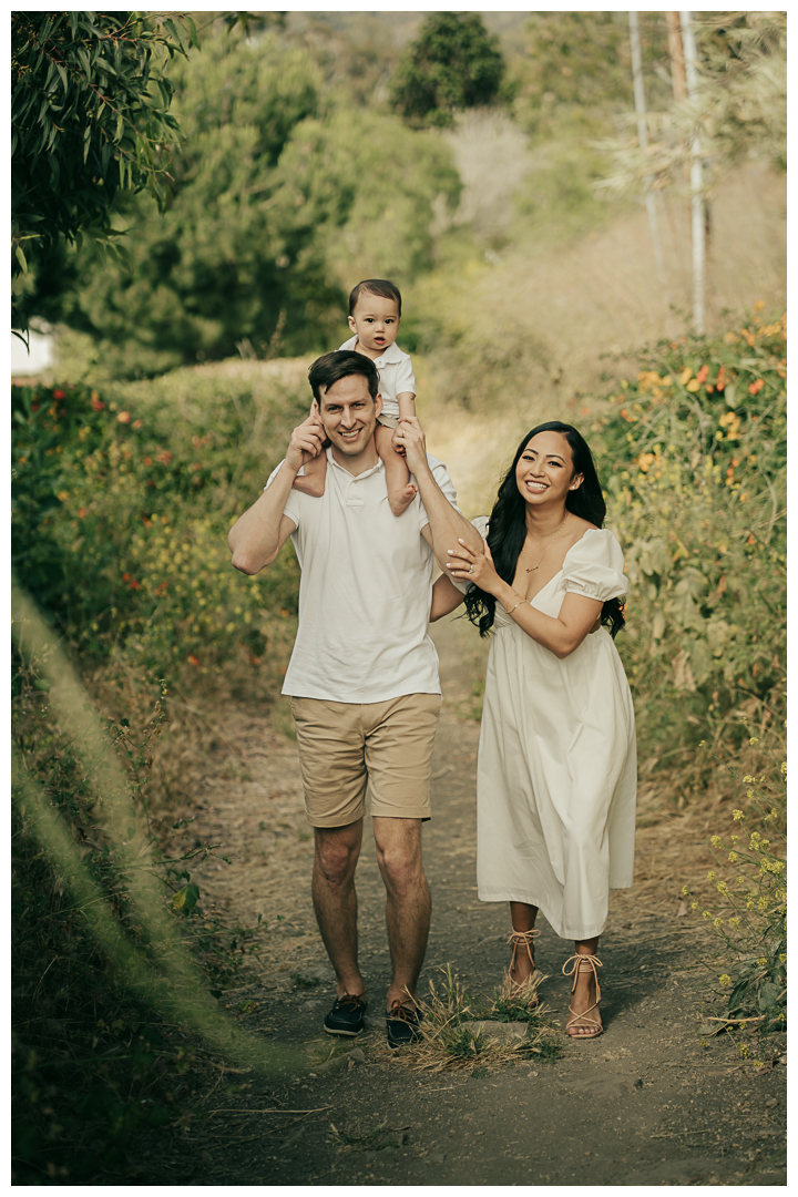 Family Photos with an infant in Palos Verdes, Los Angeles, California