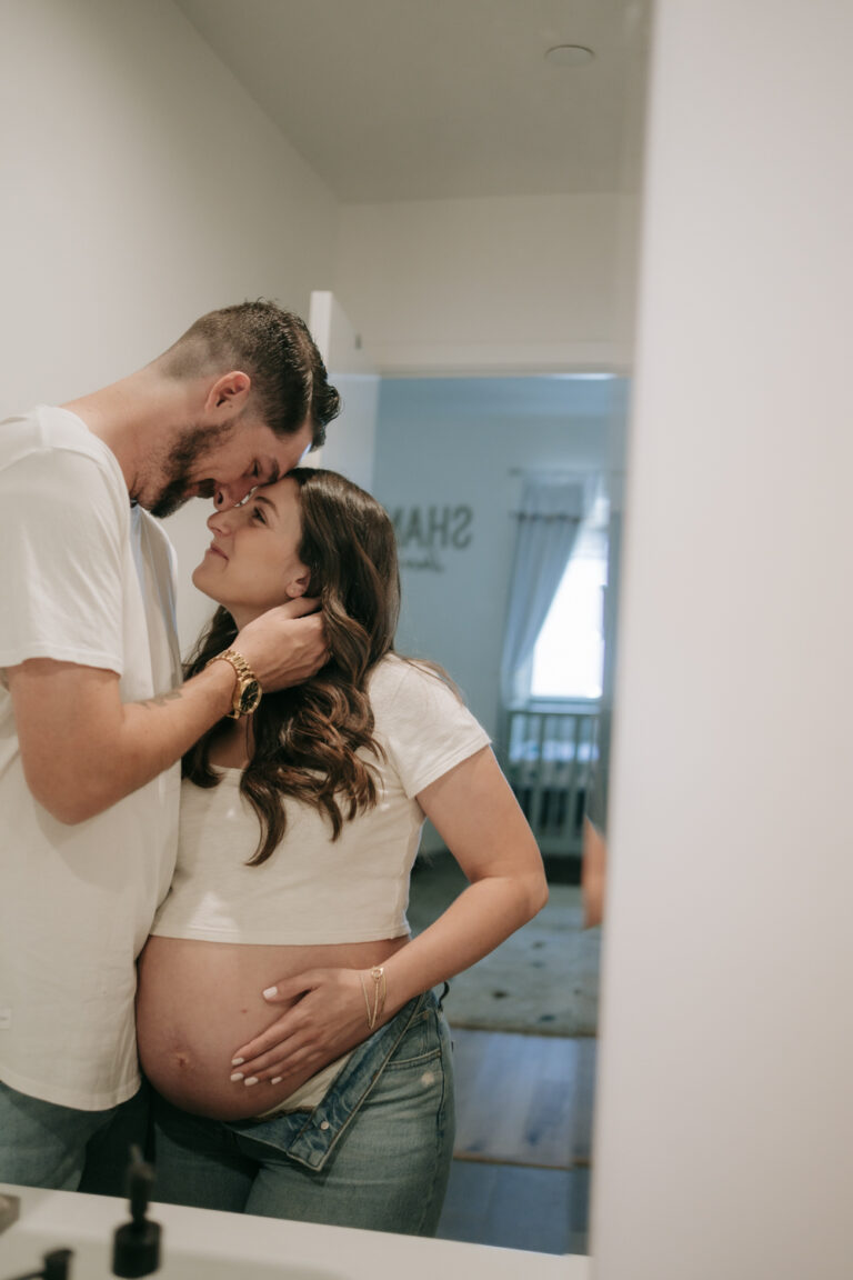 Maternity Photos at Sherman Oaks, Los Angeles, California