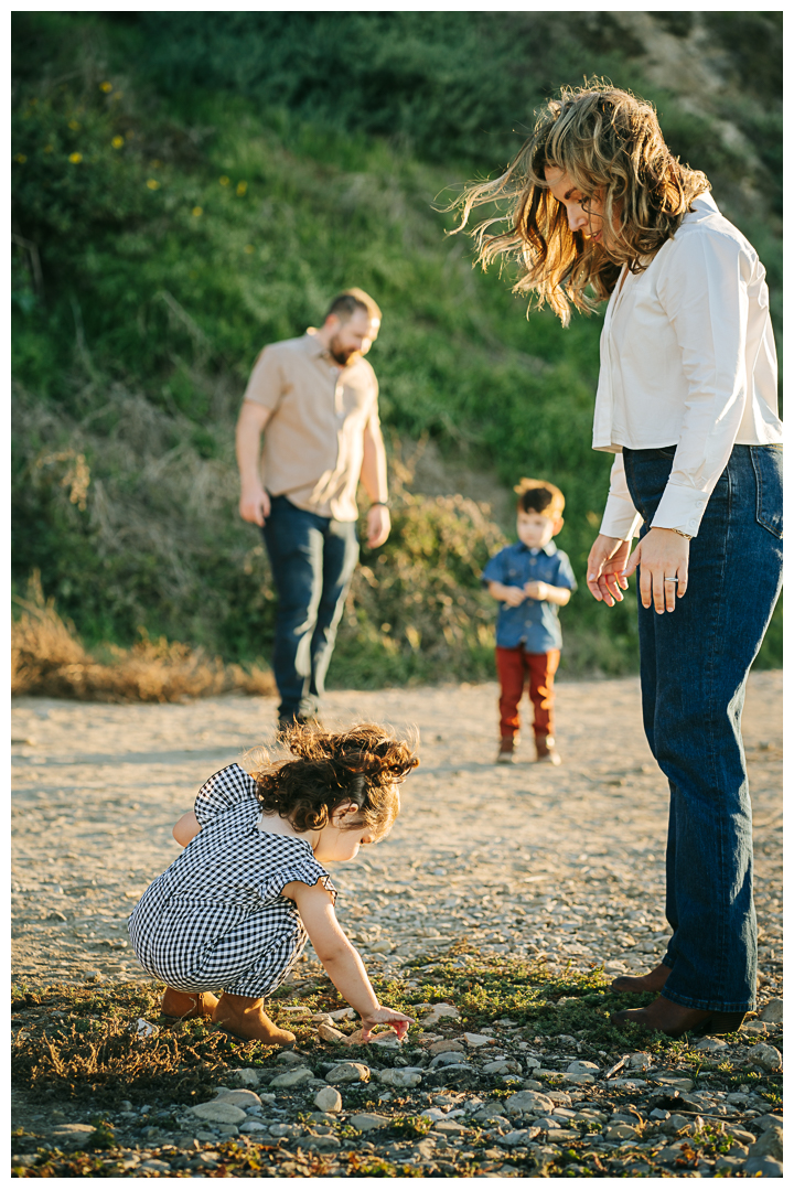 Family Photos with Toddlers at Roessler Point in Palos Verdes