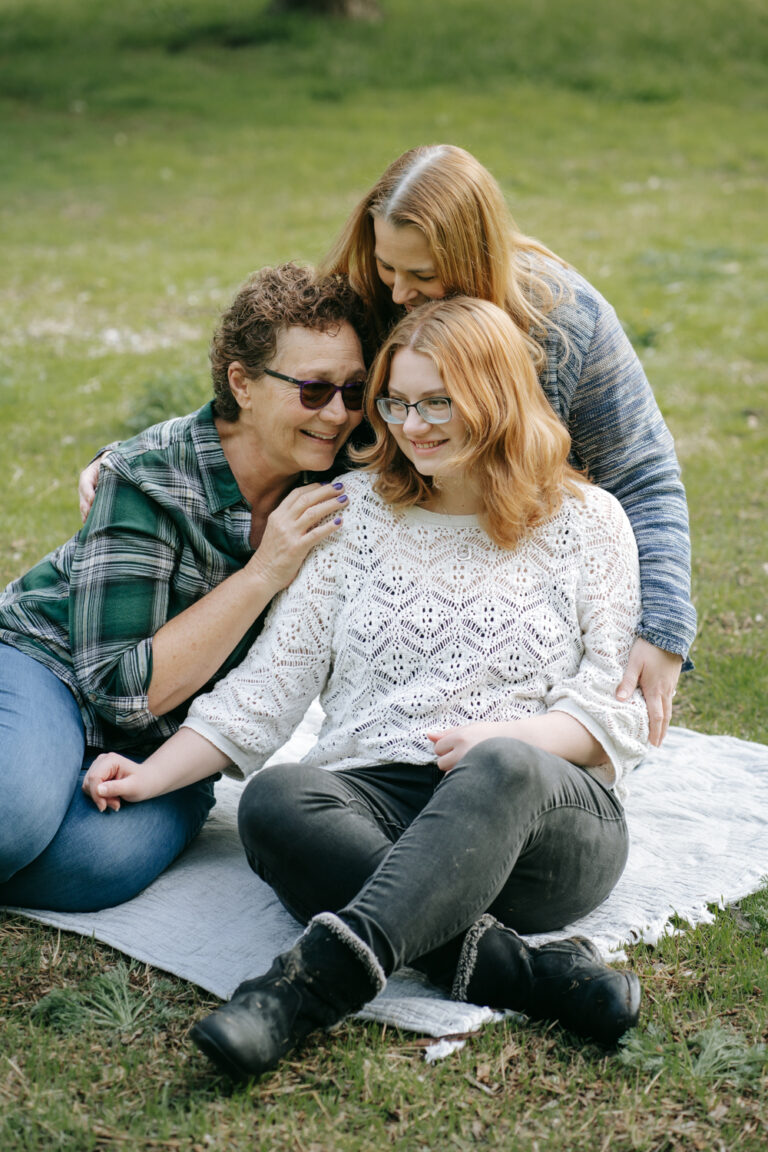 Outdoor Lifestyle Family Portraits in Los Angeles | The Payne Family