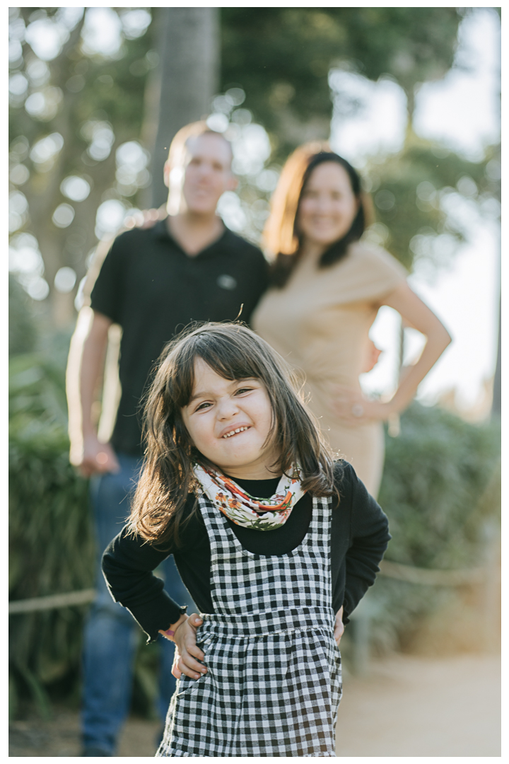 Holiday Mini Session for Family Photos at Santa Monica, Los Angeles, California