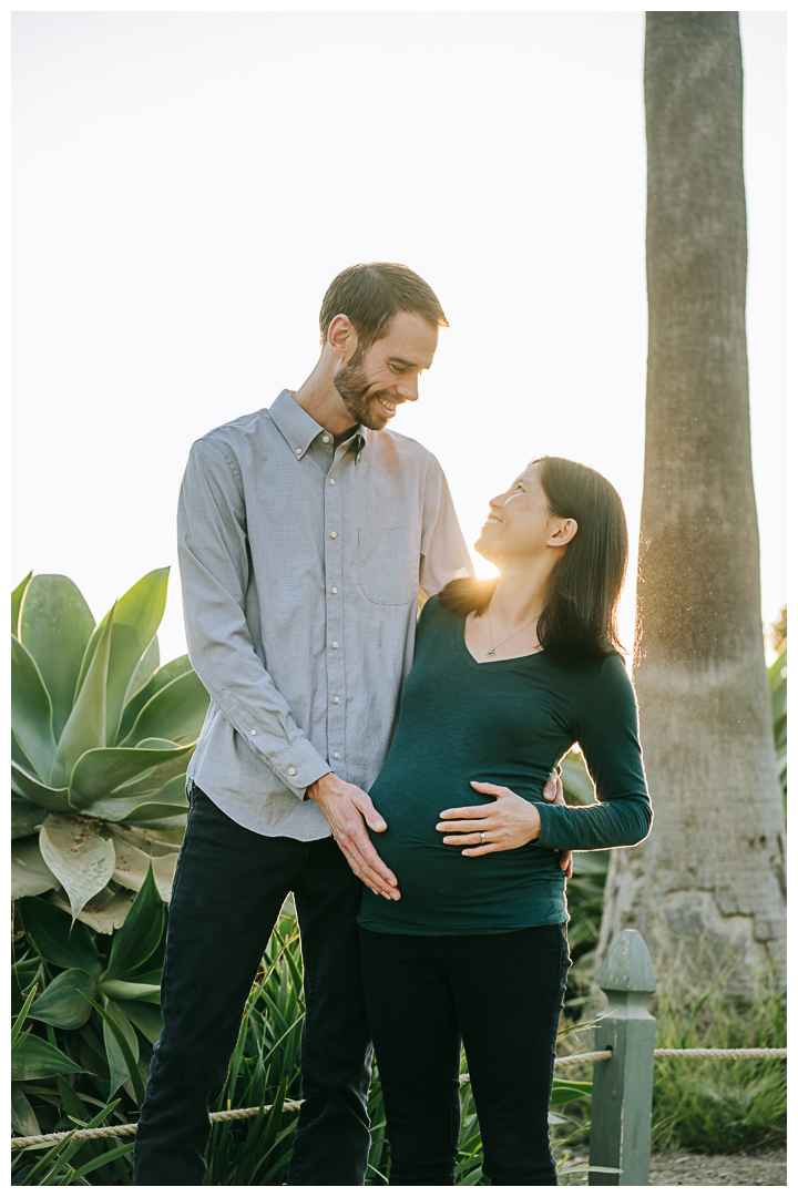 Holiday Mini Session for Family Photos at Santa Monica, Los Angeles, California