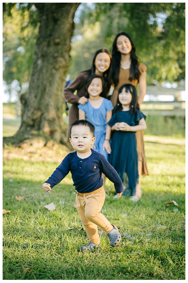 Multigeneration Family Photos at Delthorne Park in Torrance, California