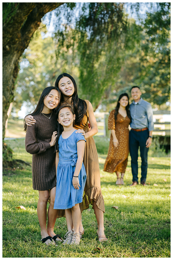 Multigeneration Family Photos at Delthorne Park in Torrance, California