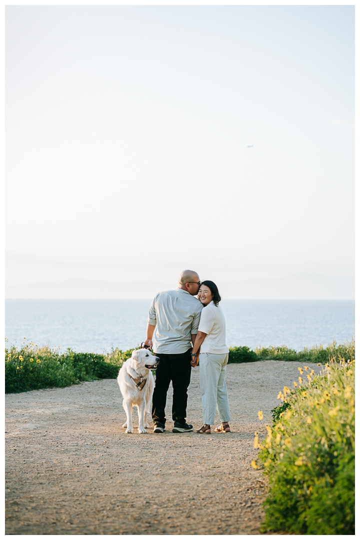 Couples Photos by the sea in Palos Verdes California | Stephanie Ip Photography