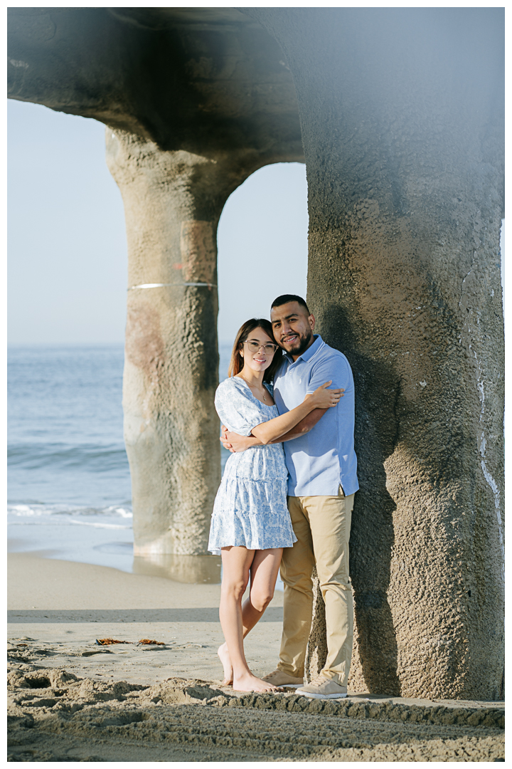 Engagement Photos at the Beach in Manhattan Beach | Itzel & Oscar