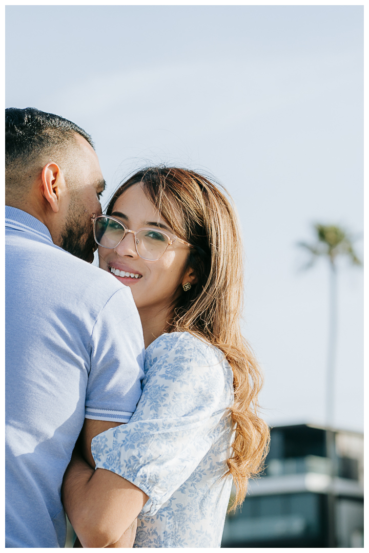 Engagement Photos at the Beach in Manhattan Beach | Itzel & Oscar