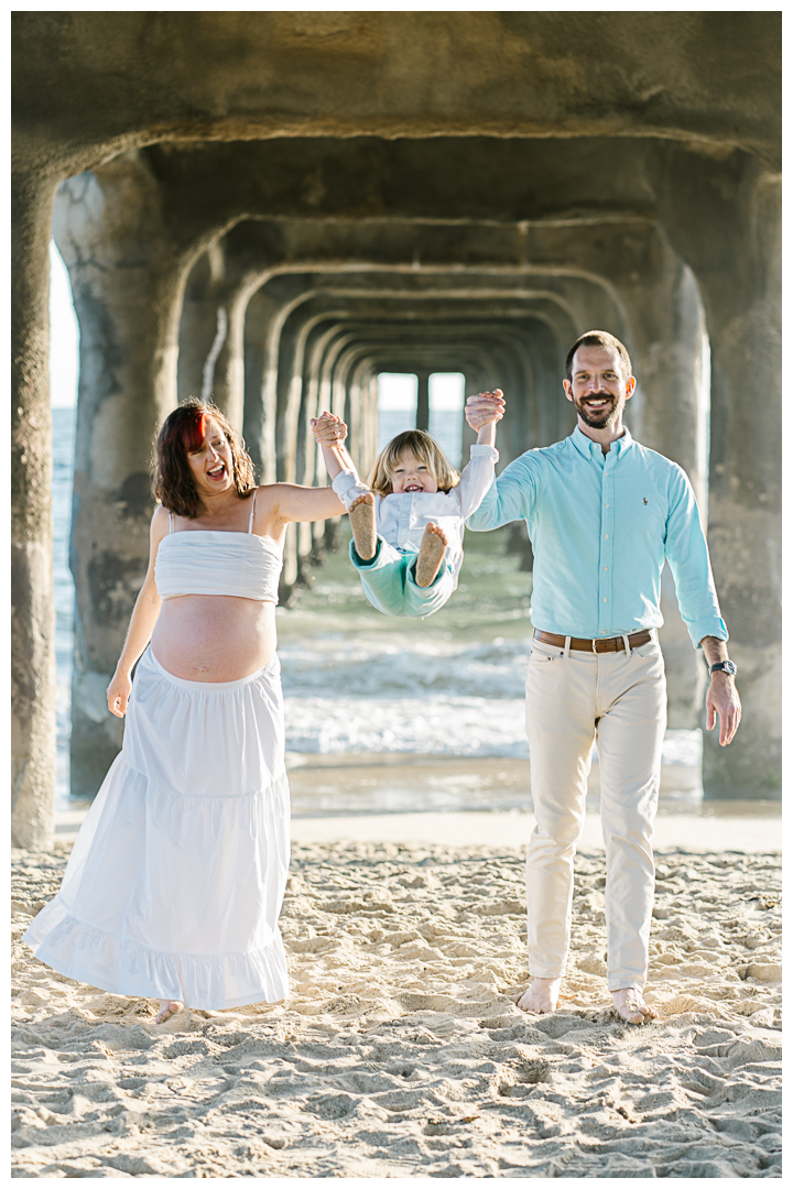 Manhattan Beach Maternity & Family Photo Session | The Engler Family