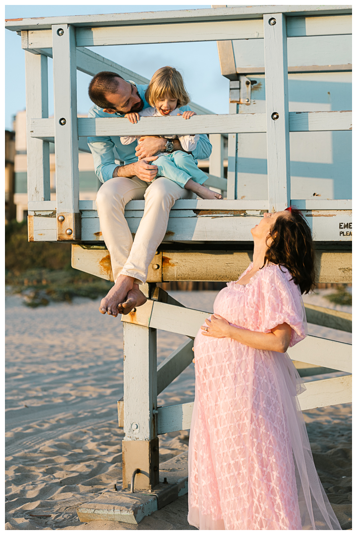 Manhattan Beach Maternity & Family Photo Session | The Engler Family