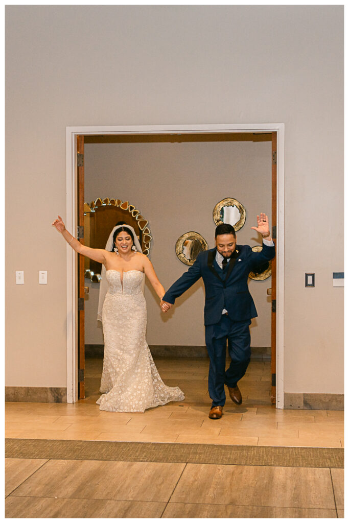 Los Angeles Downey Rio Hondo Wedding in the Summer by Wedgewood Weddings | Leslie & Alfredo