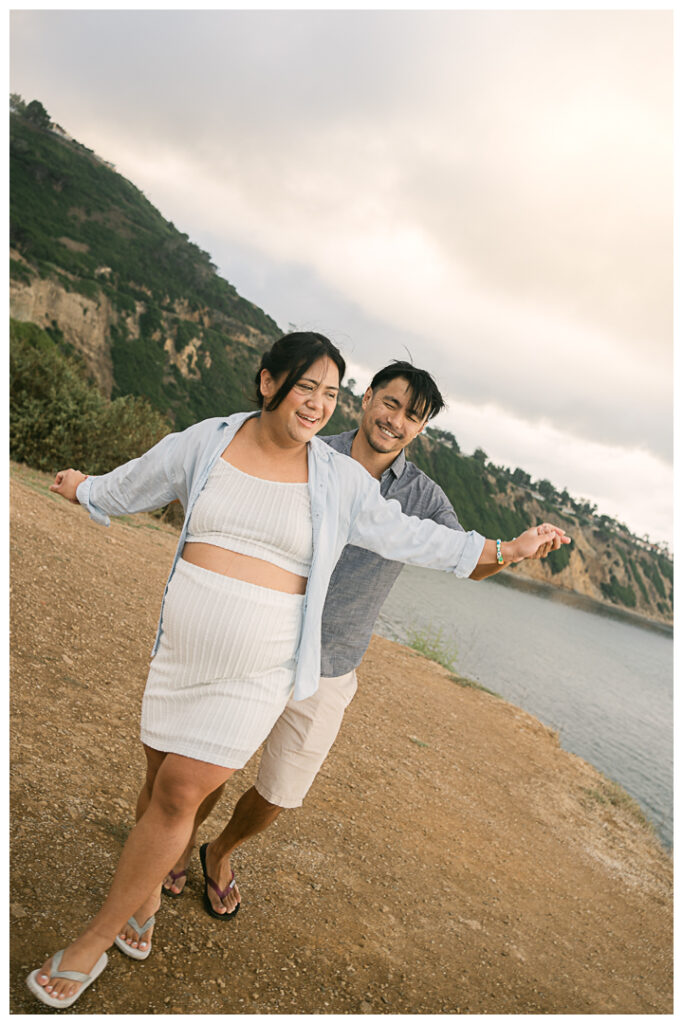 Palos Verdes Maternity and Baby Bump Photo Session | Gillian & Ryan