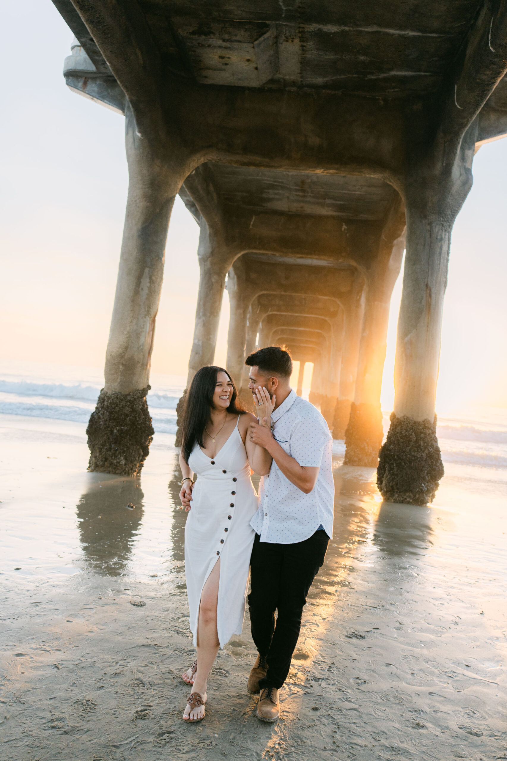 Manhattan Beach Pier Engagement Photos | Anna & Armando