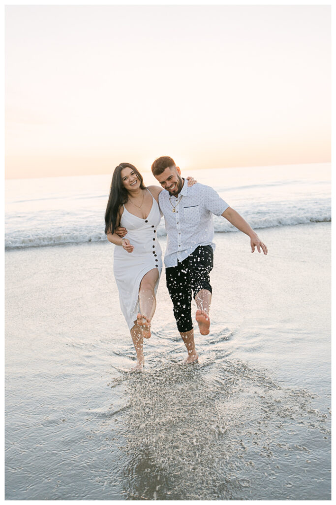 Manhattan Beach Pier Engagement Photos | Anna & Armando