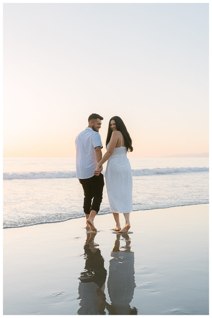 Manhattan Beach Pier Engagement Photos | Anna & Armando