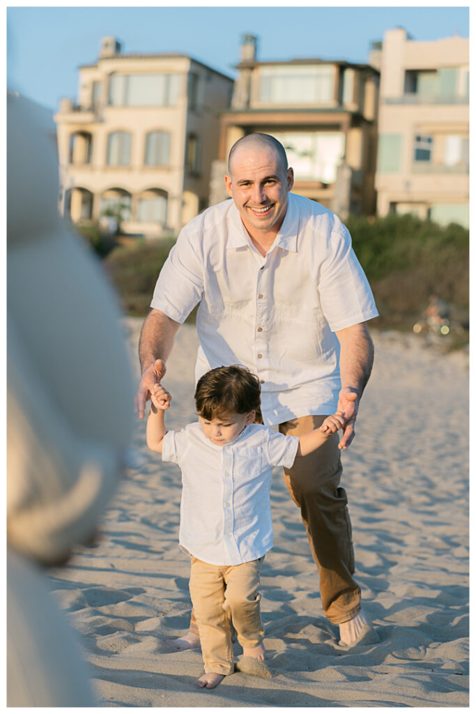 Manhattan Beach Maternity Family Photos | The Gerwen Family