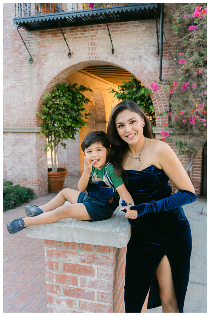 Palos Verdes Family Photos at Malaga Cove Plaza