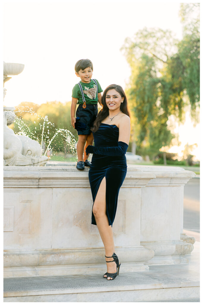 Palos Verdes Family Photos at Malaga Cove Plaza