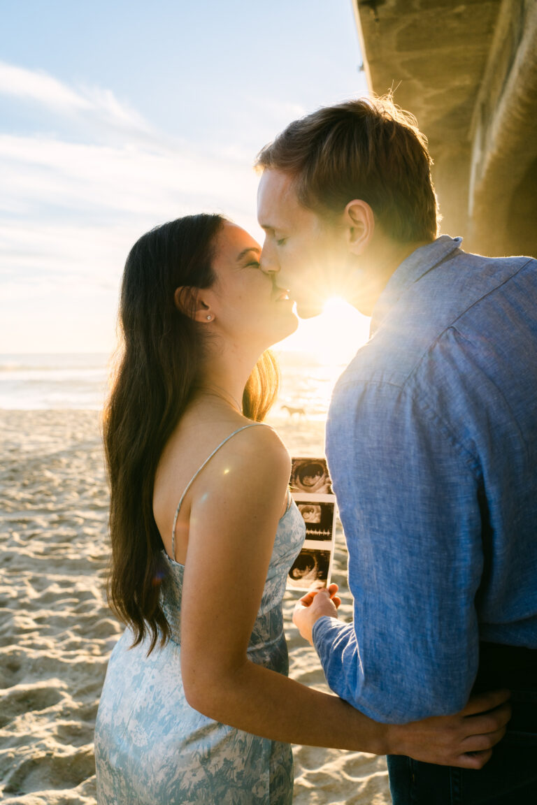 Manhattan Beach Pier Maternity Photos